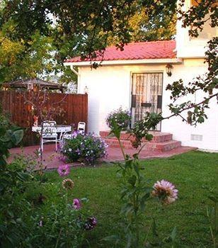 Bed & Breakfast Casa Blanca And 3*